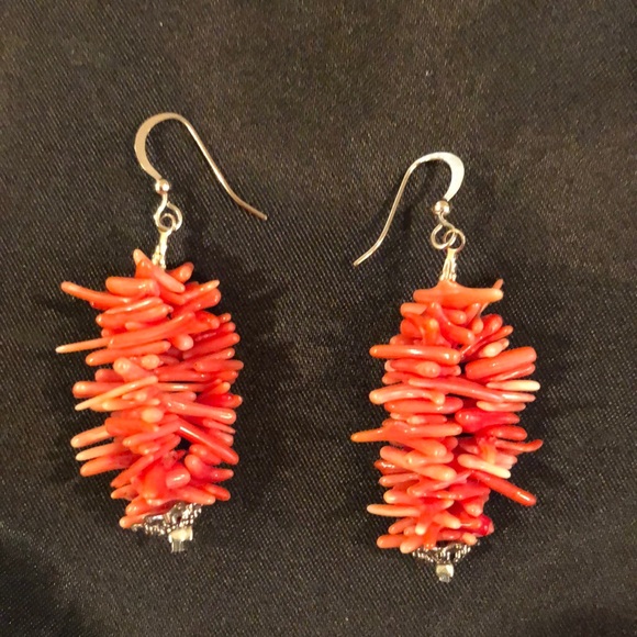 Coral earrings - Picture 1 of 3